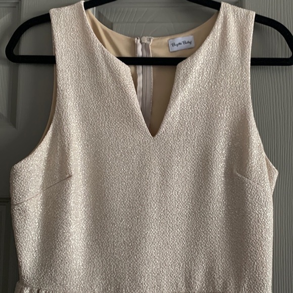 Gold Dress - Picture 2 of 4